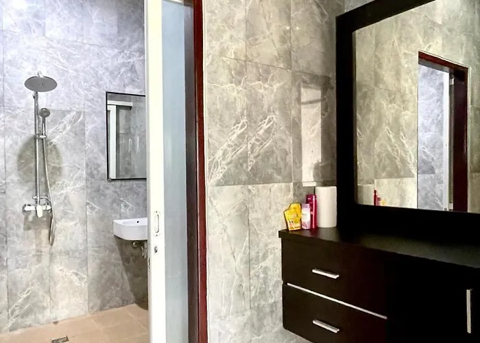 2 Bed Spacious Family House With Garden View Jembrana